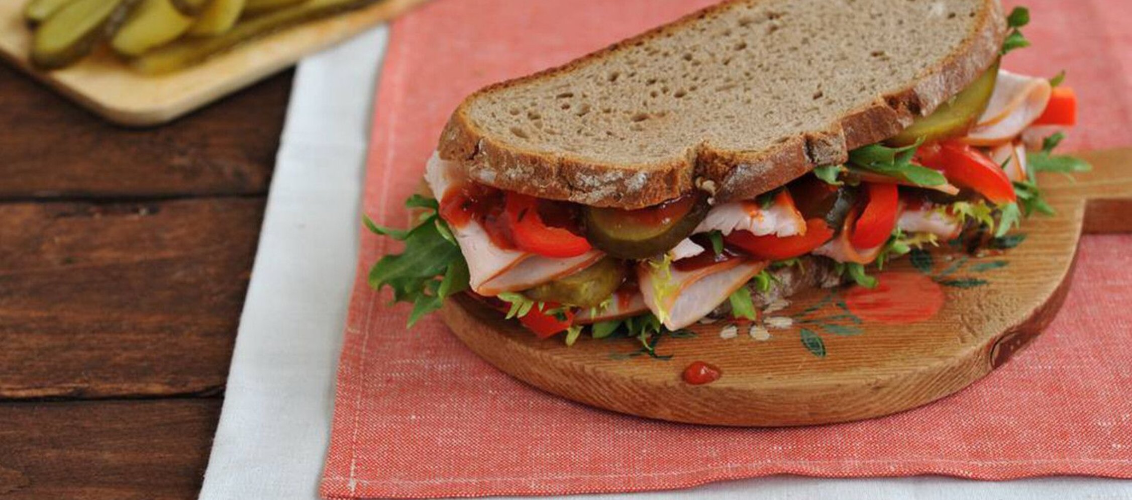 Rezept Putensandwich mit Paprika und Steaksauce Rezept Putensandwich mit Paprika und Steaksauce