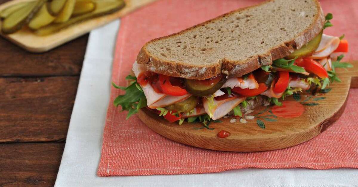 Putensandwich mit Paprika und Steaksauce | Carl Kühne KG