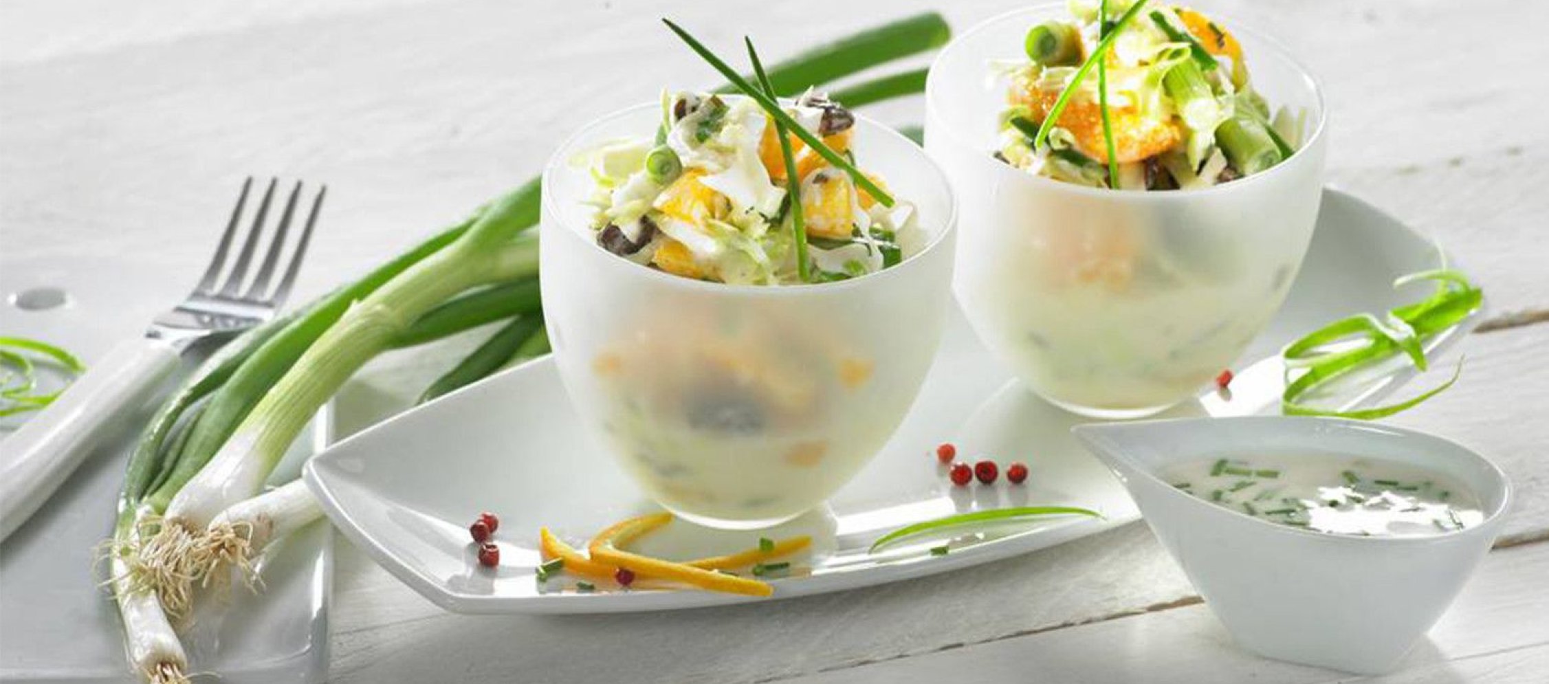 Rezept Weisskohlsalat mit Orangenfilets und Lauchzwiebeln Rezept Weisskohlsalat mit Orangenfilets und Lauchzwiebeln