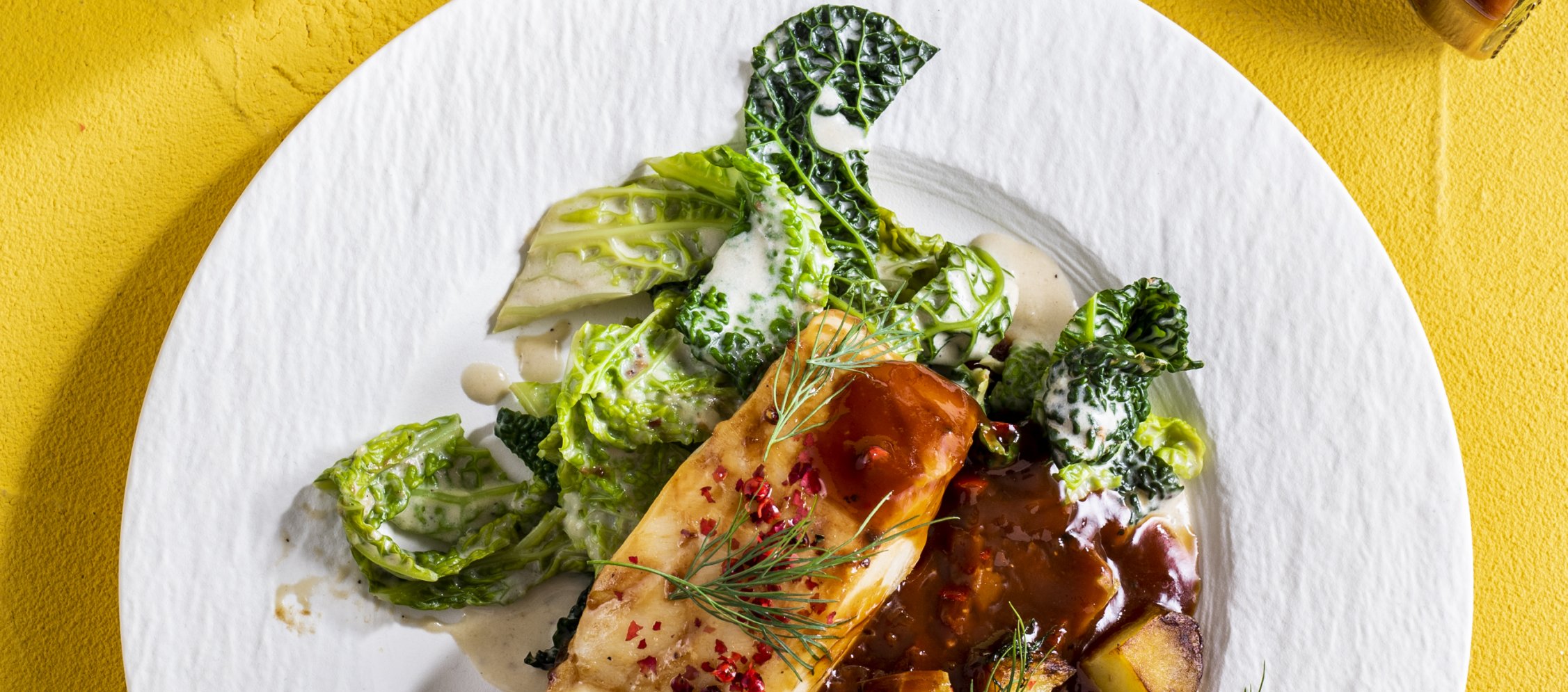 Kabeljau mit Rahmwirsing & Kartoffelwürfeln