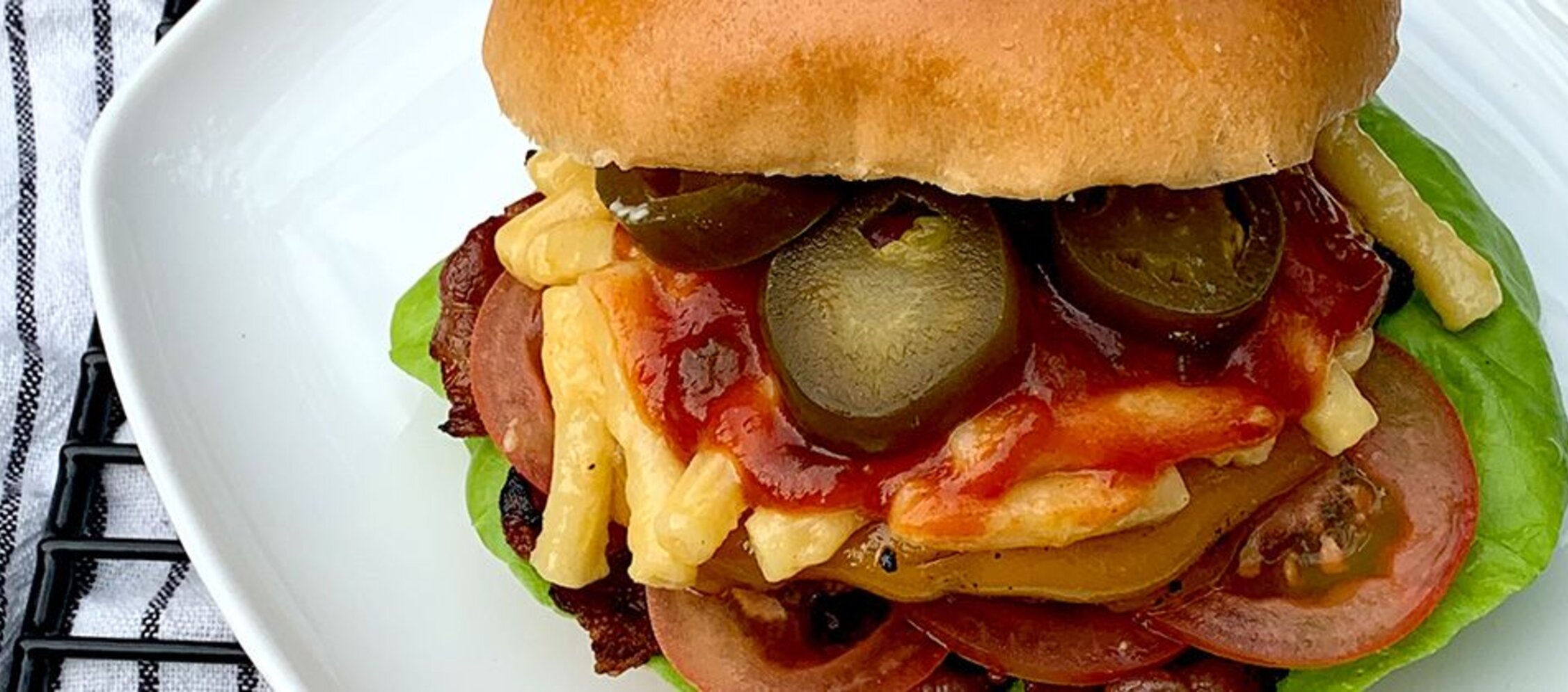 MAC’N’CHEESE BURGER MAC’N’CHEESE BURGER